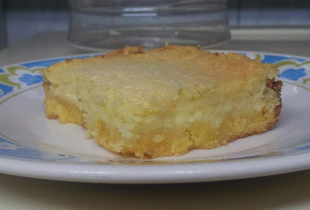 Bolo de fubá cremoso