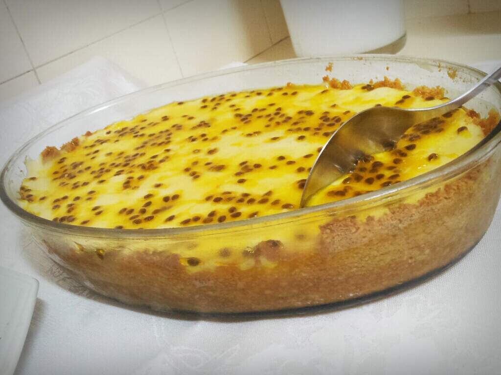 Torta de Brigadeiro com Maracujá