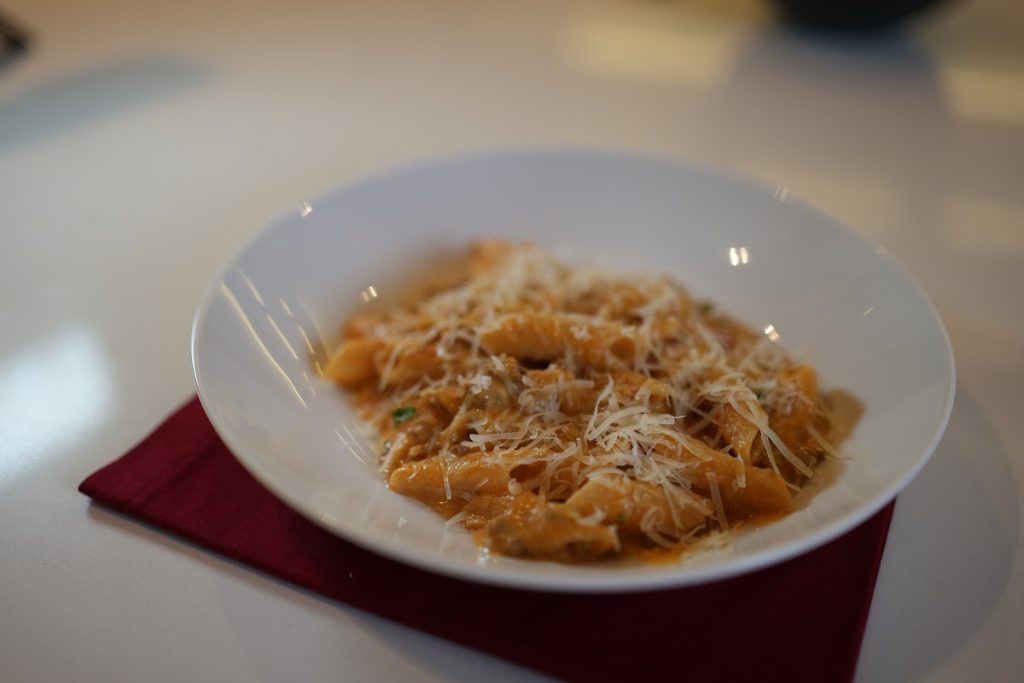 Penne na panela de pressão