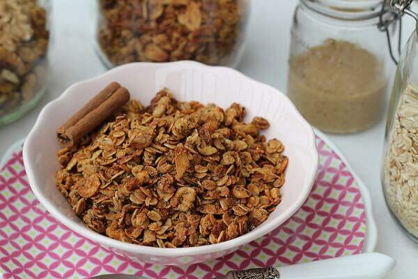 Receita de granola com creme de amendoim