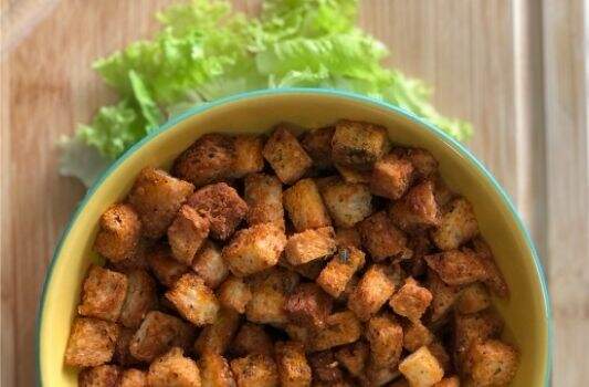 croutons - paezinhos assados e torrados