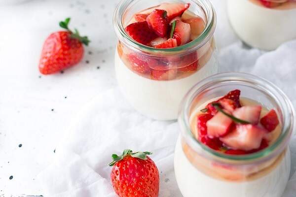 Receita de pana cotta de morango