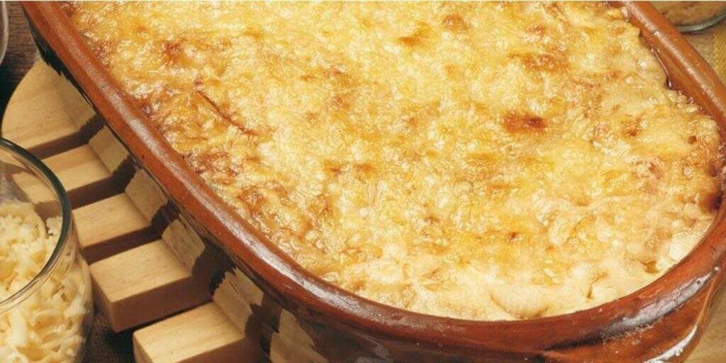 Receita de gratinado de cebola com pão