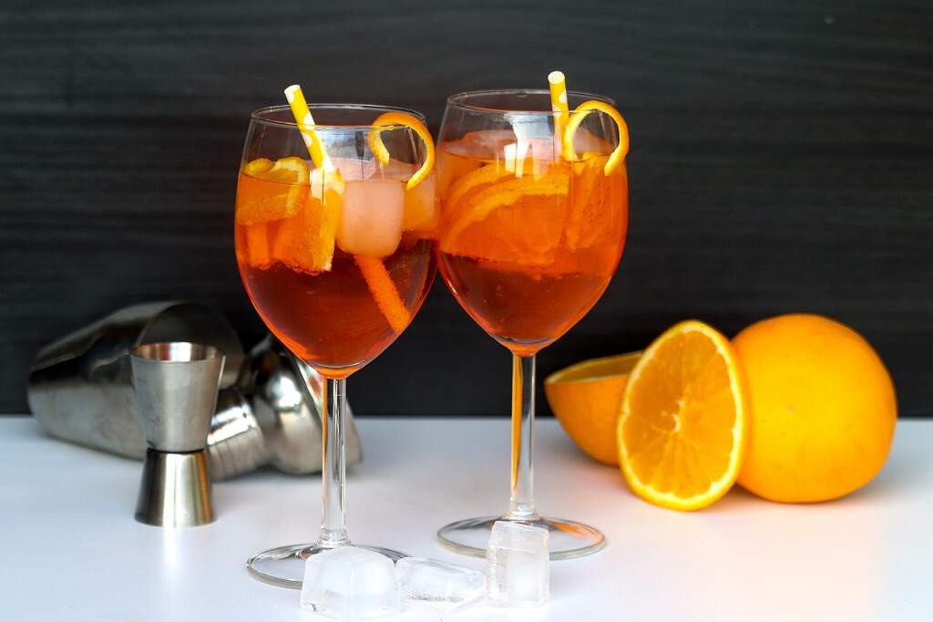 Drinks com vinho: 08 receitas para se deliciar em casa