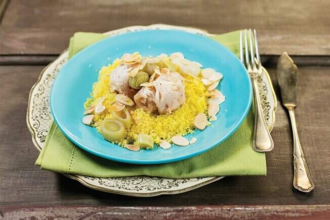 Receita de filé de pescada branca no forno com alho poró