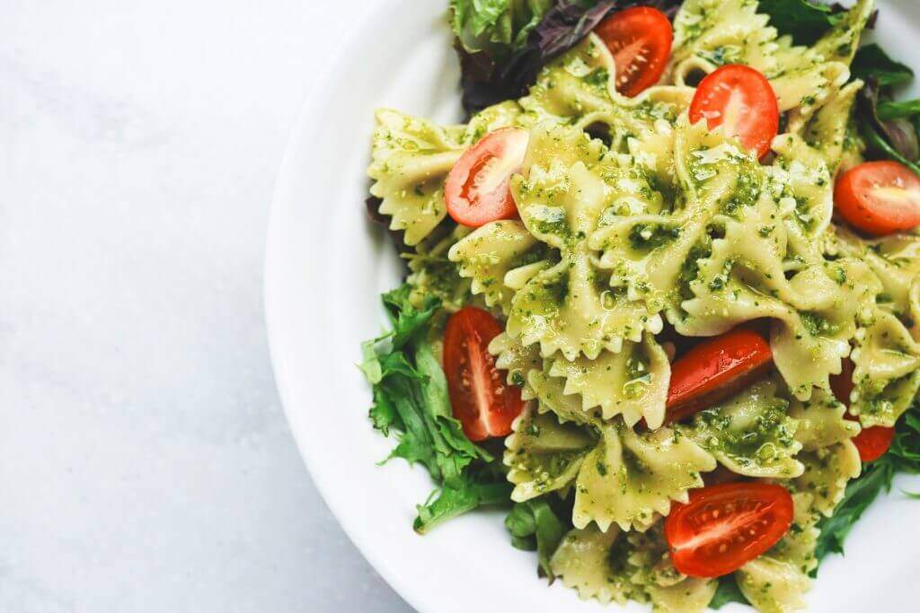 Receita de macarrão com molho pesto