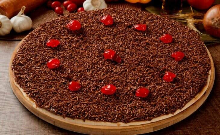 Receita de pizza de brigadeiro