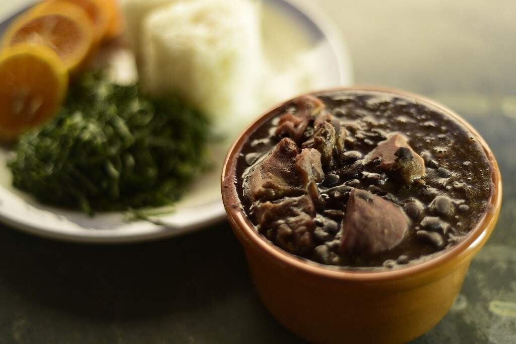 Feijoada - Receitas tipicamente brasileiras