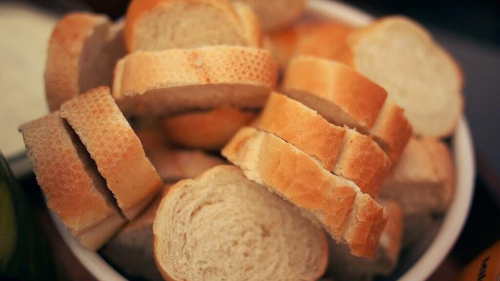 Como reaproveitar as sobras do pão para criar novas receitas