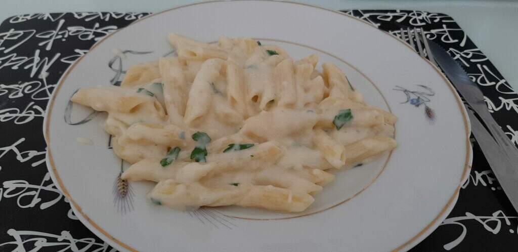 Macarrão ao Molho Alfredo