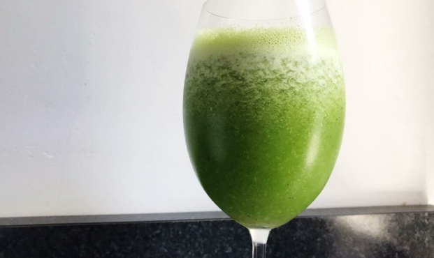 Suco verde detox