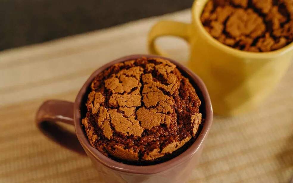 Receita de bolo de caneca no micro-ondas