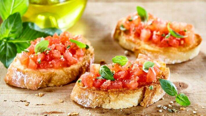 Bruschetta - receitas com manjericão 