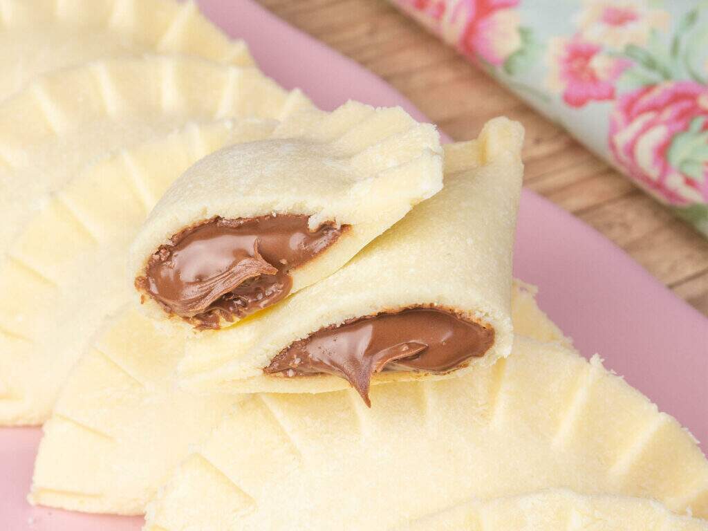 Pastel de leite Ninho com Nutella