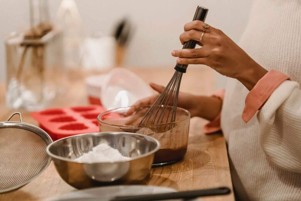 5 receitas práticas com chocolate para fazer uma renda extra