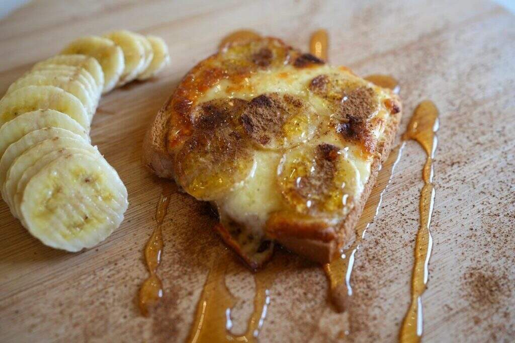 Pão com banana na Air Fryer