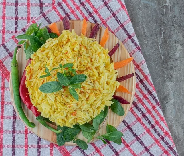 Receita de arroz marroquino com hortelã
