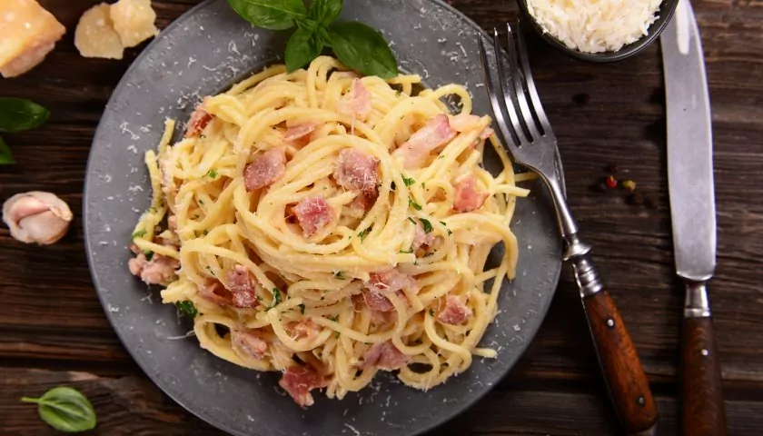 macarrão com presunto