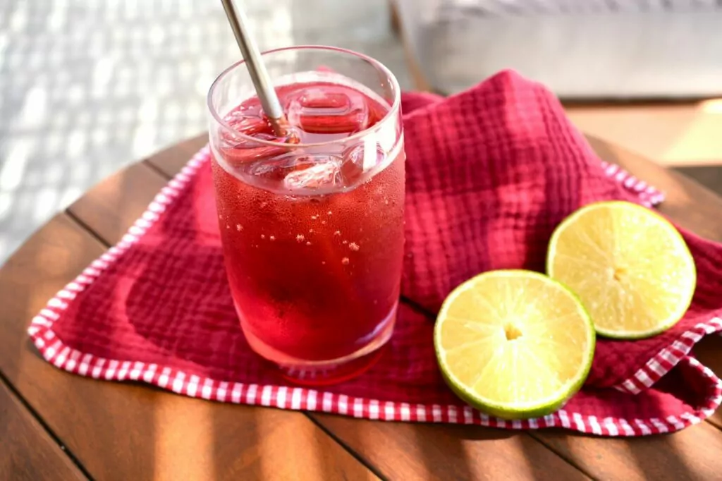 Soda italiana de frutas vermelhas