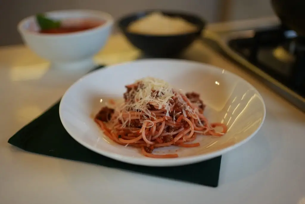 Macarrão à Bolonhesa com Molho Caseiro